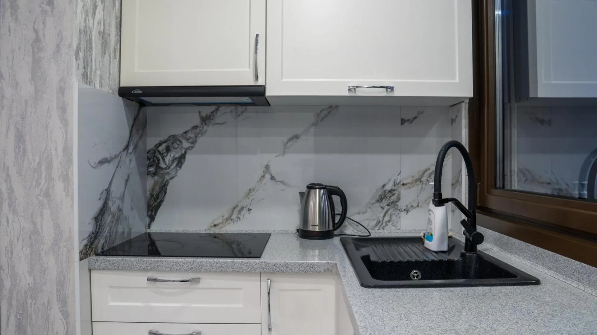 29 Apartment In A Premium Residential Complex In Arbat, Featuring A Top Location And Modern Amenities 阿拉木图 0*,  哈萨克斯坦